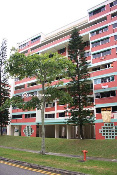 664 Yishun Avenue 4
