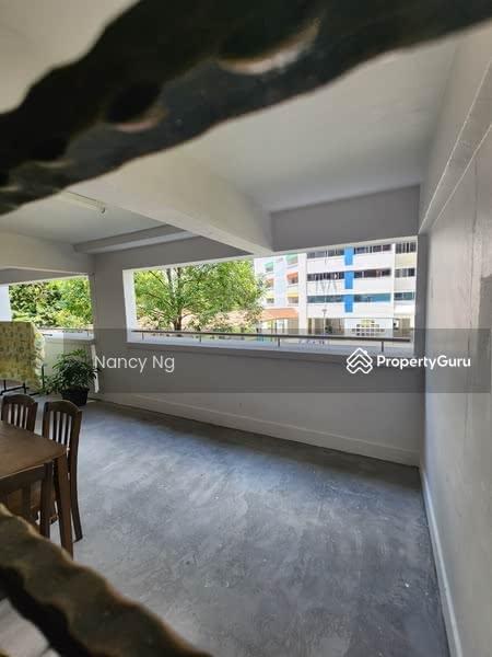 664 Yishun Avenue 4
