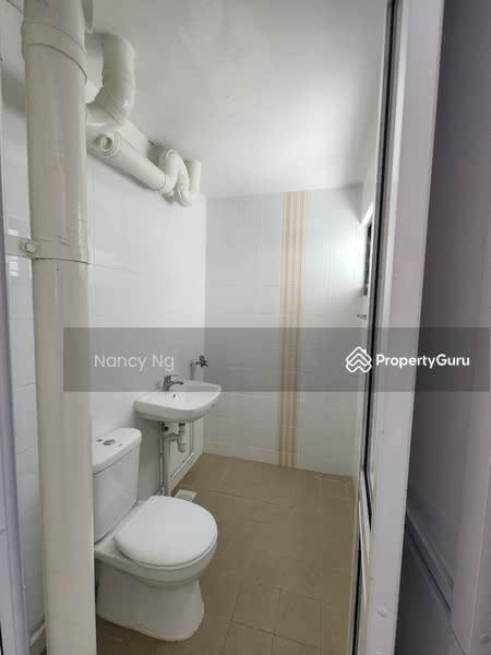 664 Yishun Avenue 4
