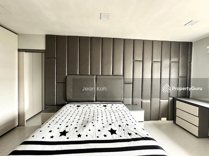 205 Pasir Ris Street 21