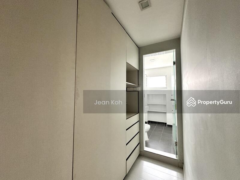 205 Pasir Ris Street 21