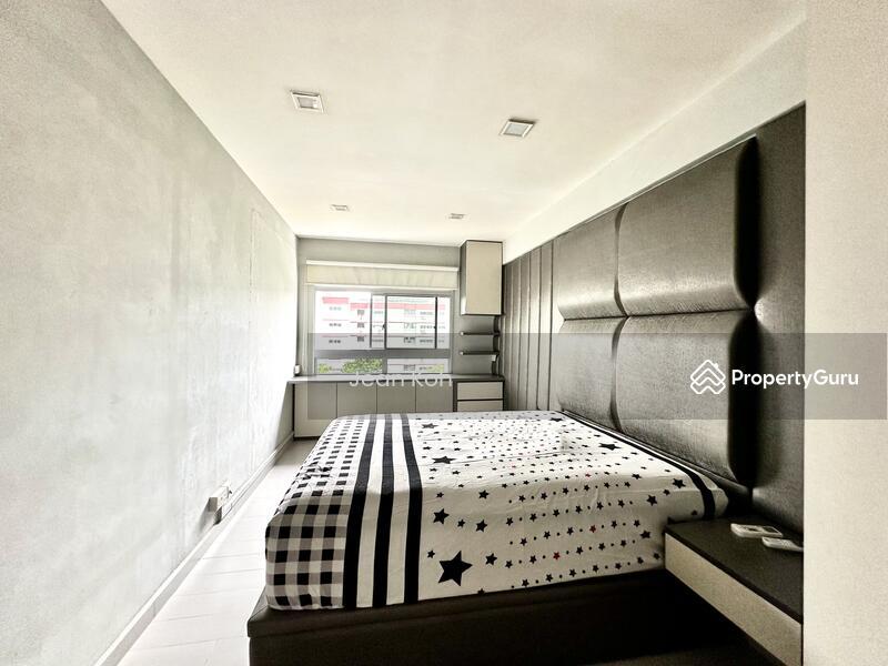 205 Pasir Ris Street 21