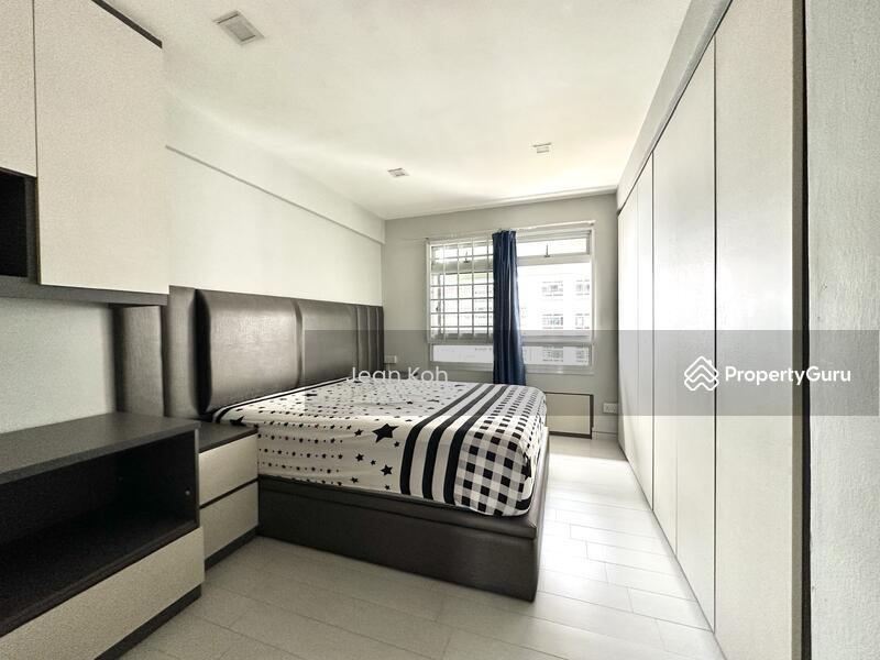 205 Pasir Ris Street 21