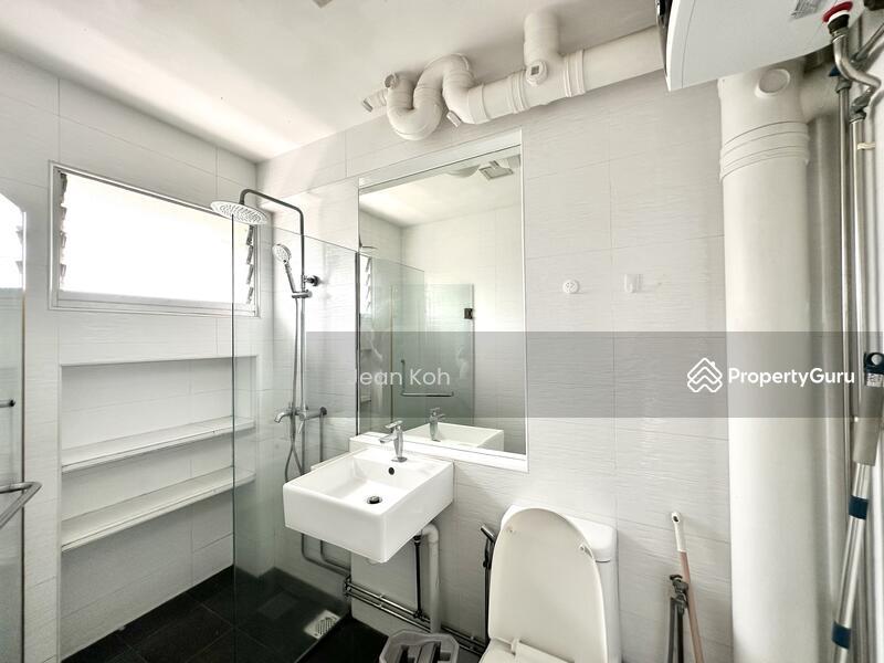 205 Pasir Ris Street 21