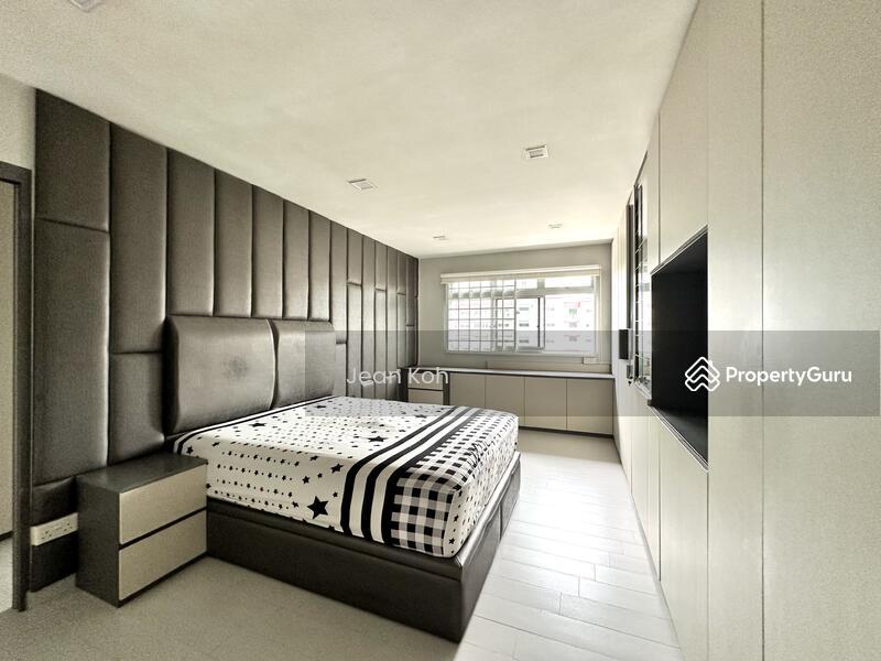 205 Pasir Ris Street 21