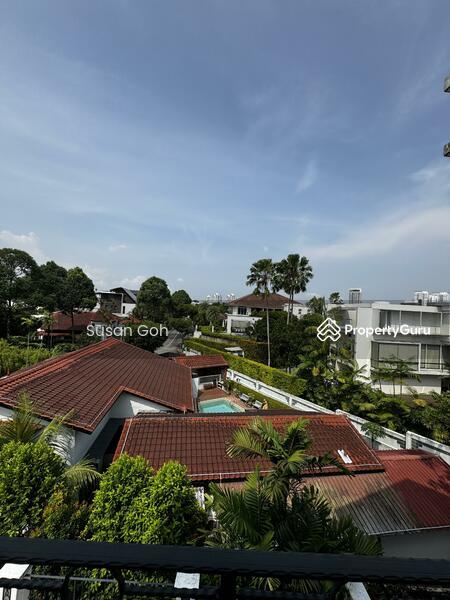 4 Bukit Sedap
