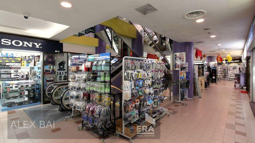 Rare, Prime Retail Unit at Sim Lim Tower!