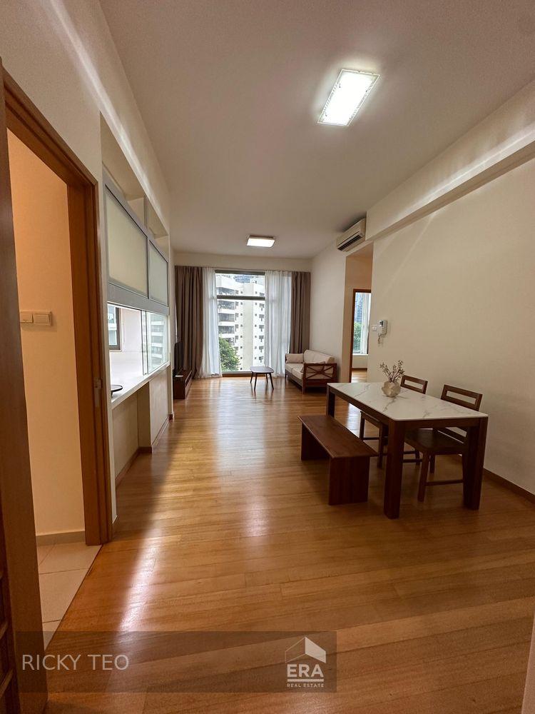 2 Rooms W Private Lift?a Minute to Mrt Station