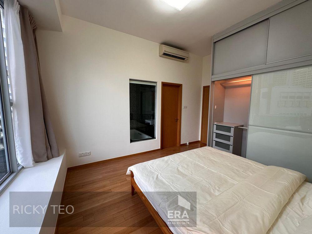2 Rooms W Private Lift?a Minute to Mrt Station