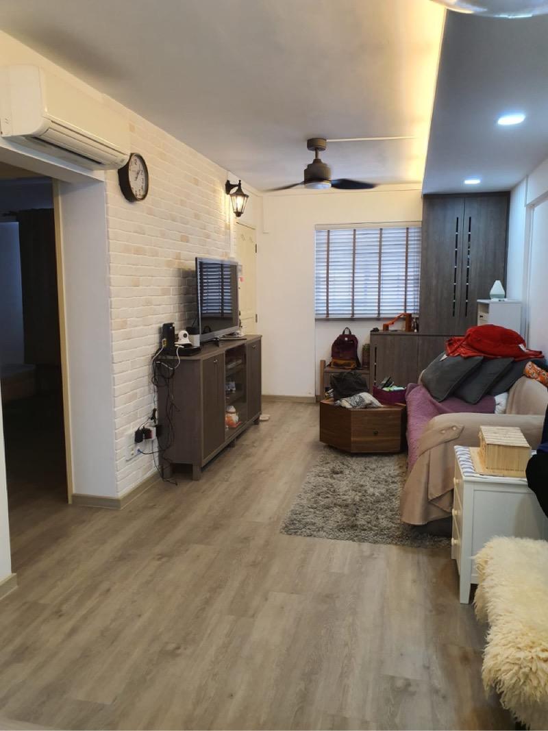 Prop-GPT: HDB Apartment: D19 Serangoon 219 Serangoon Avenue 4