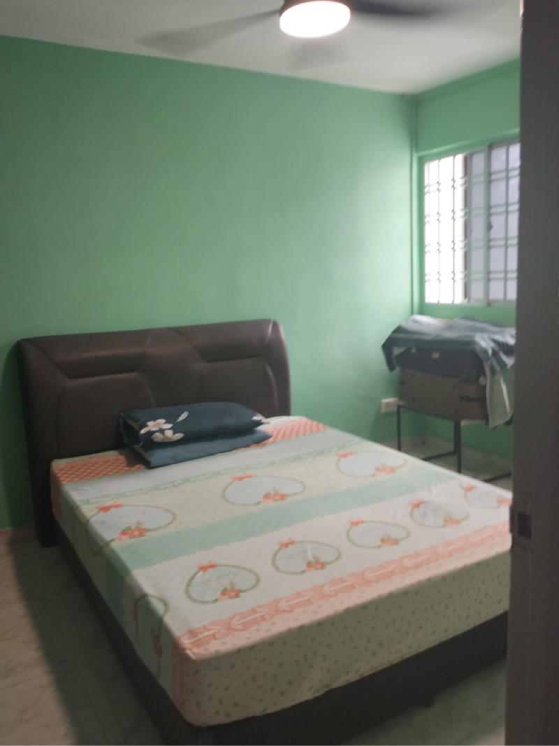 Prop-GPT: HDB Apartment: D19 Serangoon 219 Serangoon Avenue 4