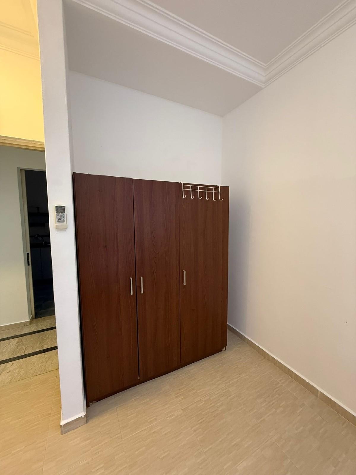 Fernwood Towers Condominium Room Rental, $1,500, 1 Bed 2 Bath 130 sqft $11.54 psf