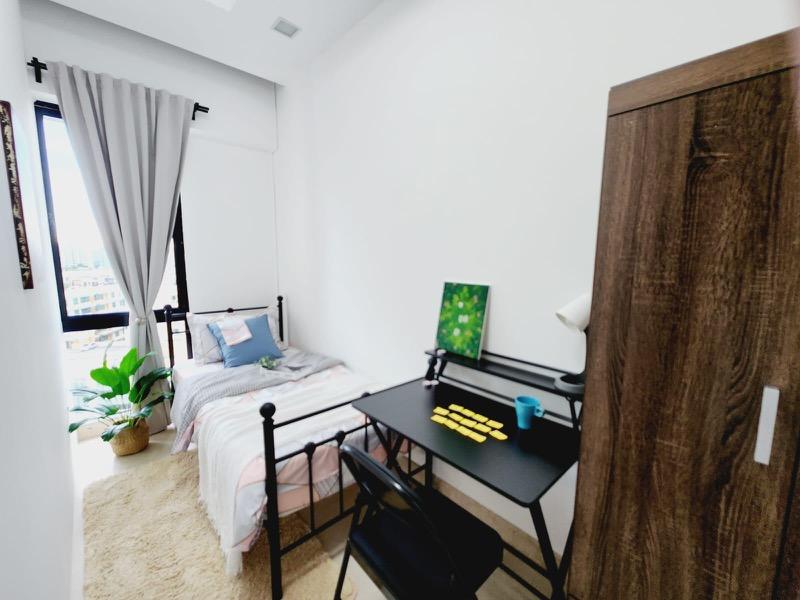 Simsville Condominium Room Rental, $1,679, 1 Bed 1 Bath 150 sqft $11.19 psf