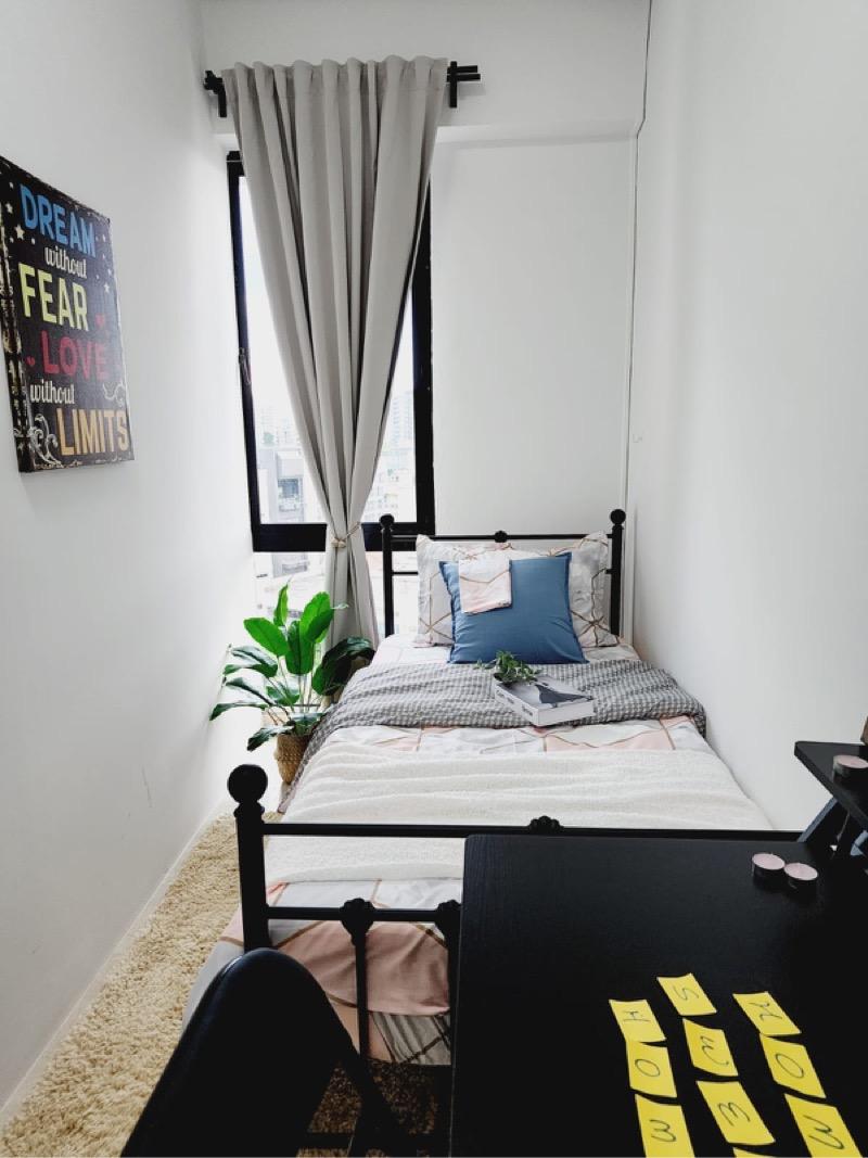 Simsville Condominium Room Rental, $1,679, 1 Bed 1 Bath 150 sqft $11.19 psf