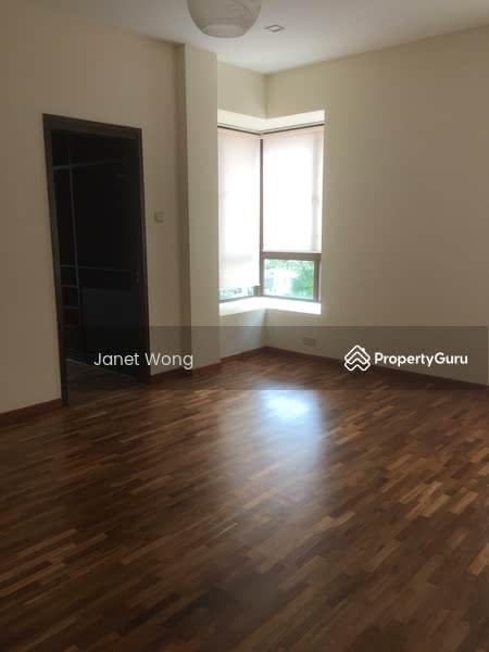 Spacious 3-Storey Semi-D Surrounded by Greenery