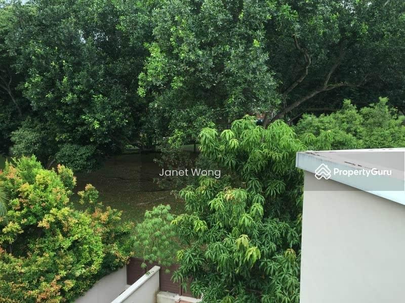 Spacious 3-Storey Semi-D Surrounded by Greenery