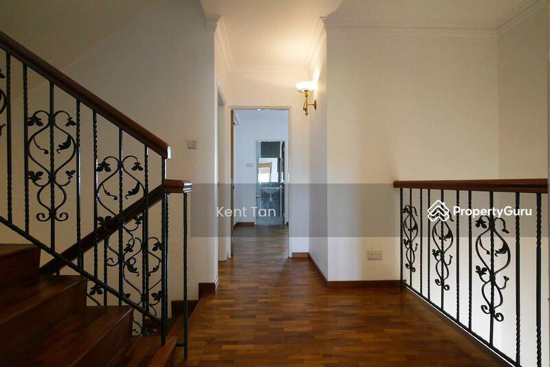 2 min walk to Beauty World MRT! Renovated 2.5 sty Corner Terrace