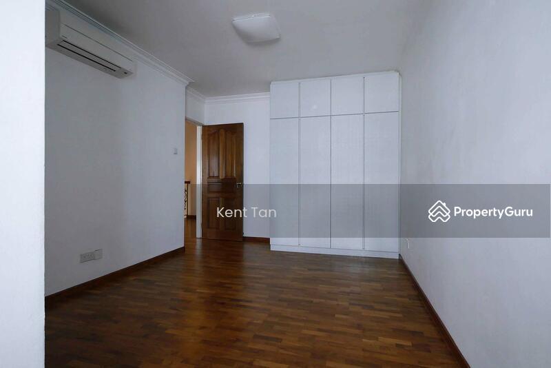 2 min walk to Beauty World MRT! Renovated 2.5 sty Corner Terrace