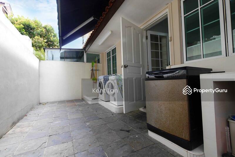 2 min walk to Beauty World MRT! Renovated 2.5 sty Corner Terrace