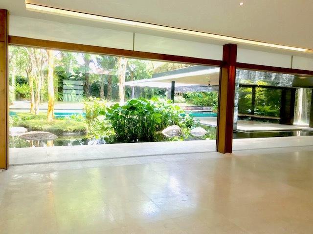  Modern, Stunning Good Class Bungalow at Cluny for Rent