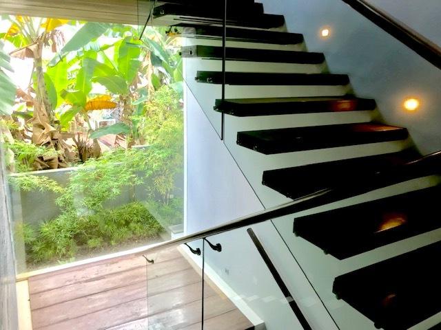  Modern, Stunning Good Class Bungalow at Cluny for Rent