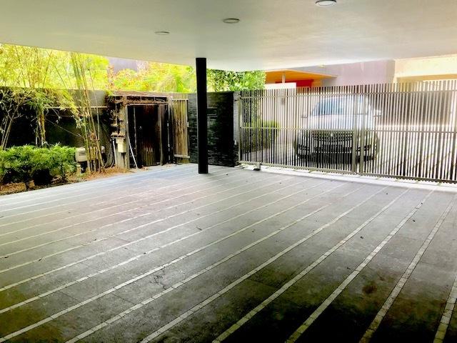  Modern, Stunning Good Class Bungalow at Cluny for Rent