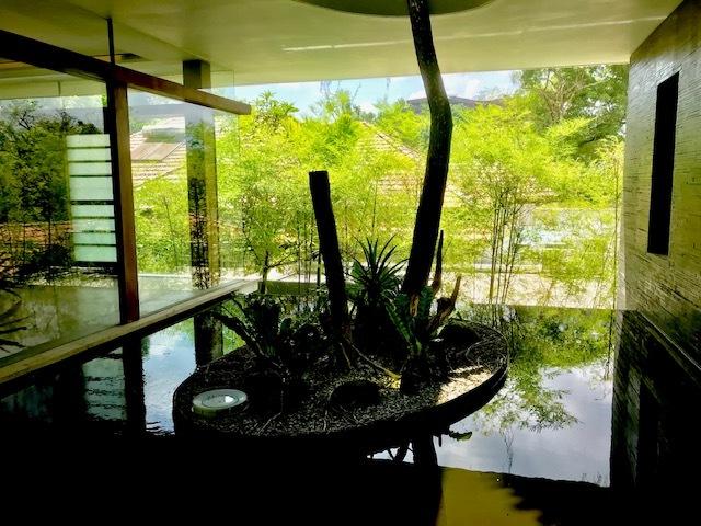  Modern, Stunning Good Class Bungalow at Cluny for Rent