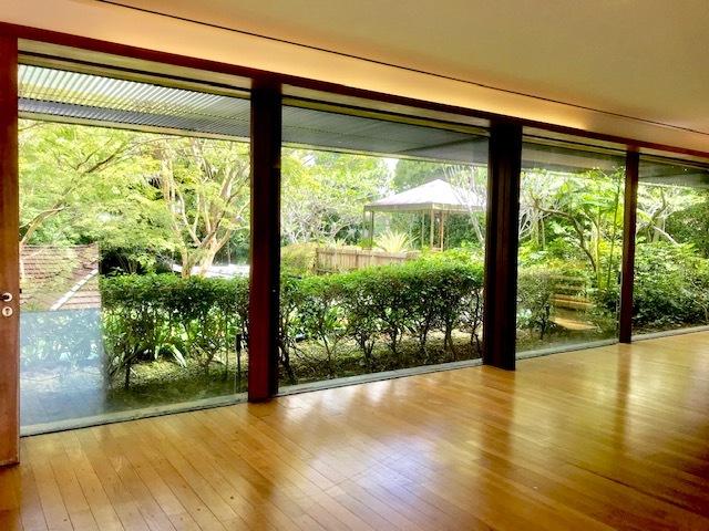  Modern, Stunning Good Class Bungalow at Cluny for Rent