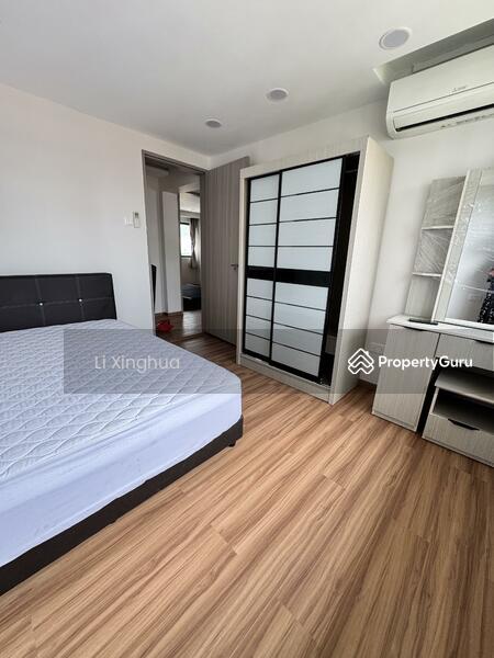 Prop-GPT: Apartment: D02  102 Spottiswoode Park Road