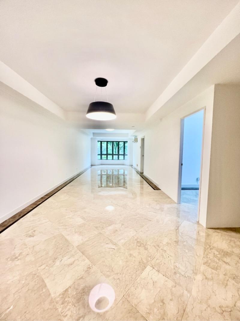 Prop-GPT: Apartment: D09 Cairnhill Cavenagh Lodge
