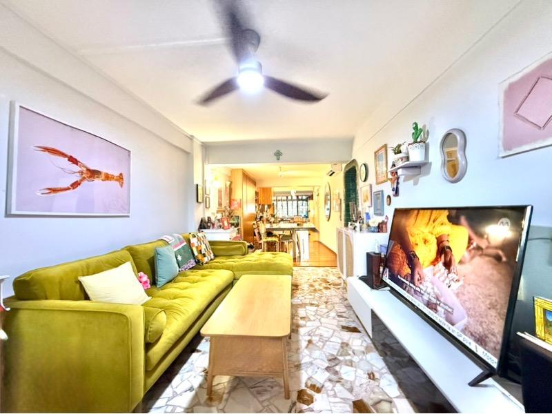 Prop-GPT: HDB Apartment: D04 Telok Blangah 44 Telok Blangah Drive