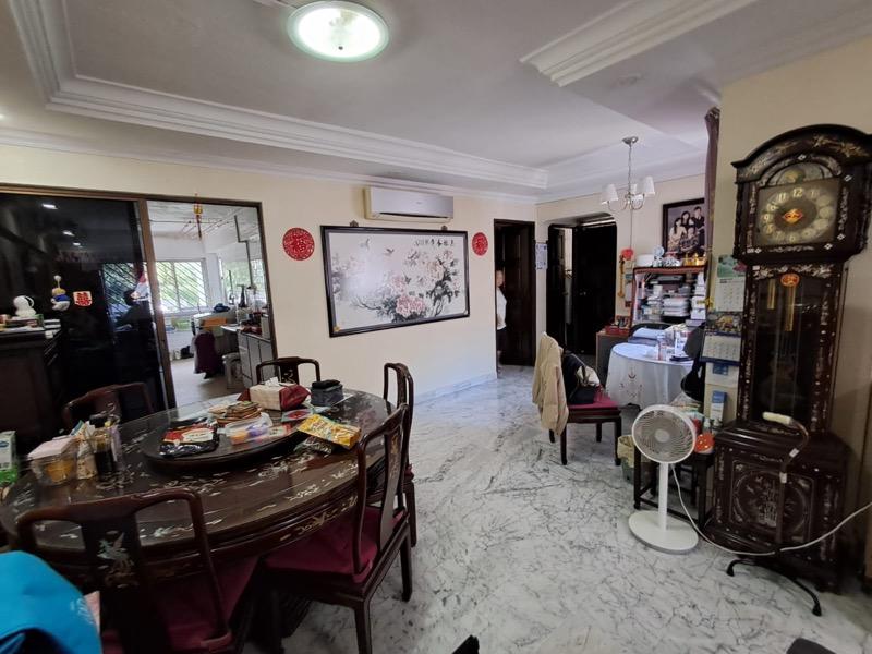 205 Bukit Batok Street 21 HDB Apartment Room Rental, $950, 1 Bed 1 Bath 161 sqft $5.90 psf