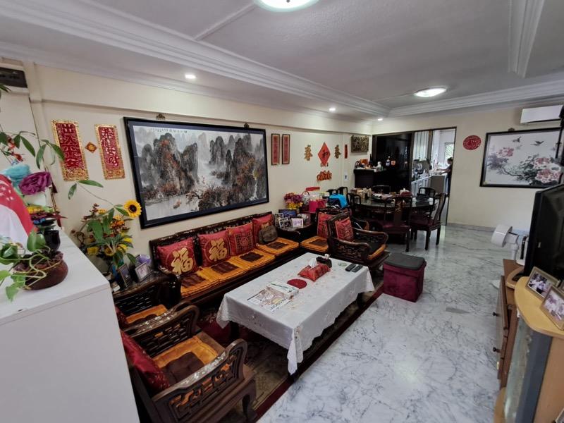 205 Bukit Batok Street 21 HDB Apartment Room Rental, $950, 1 Bed 1 Bath 161 sqft $5.90 psf