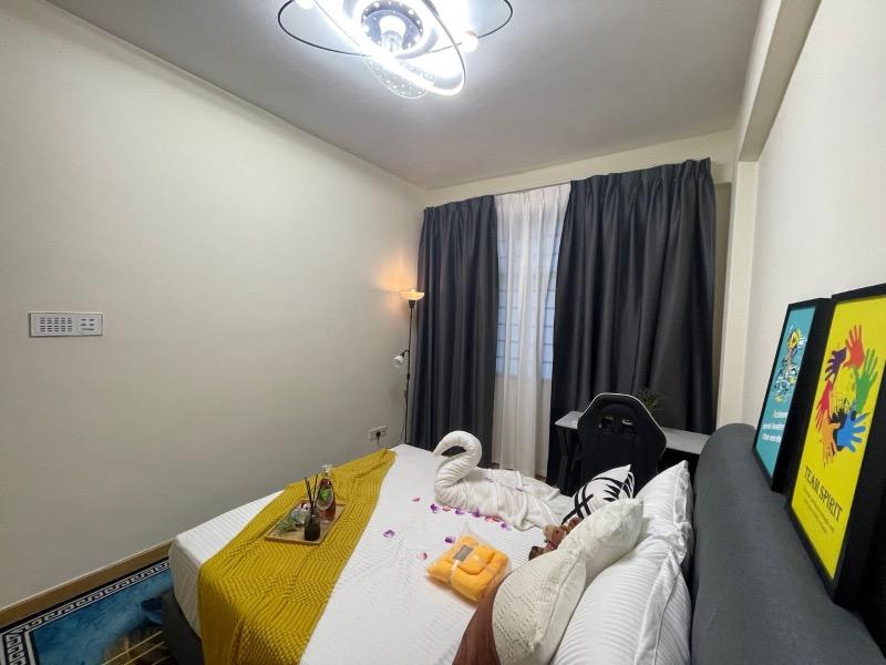 Changi Court Condominium Room Rental, $1,368, 1 Bed 1 Bath 180 sqft $7.60 psf