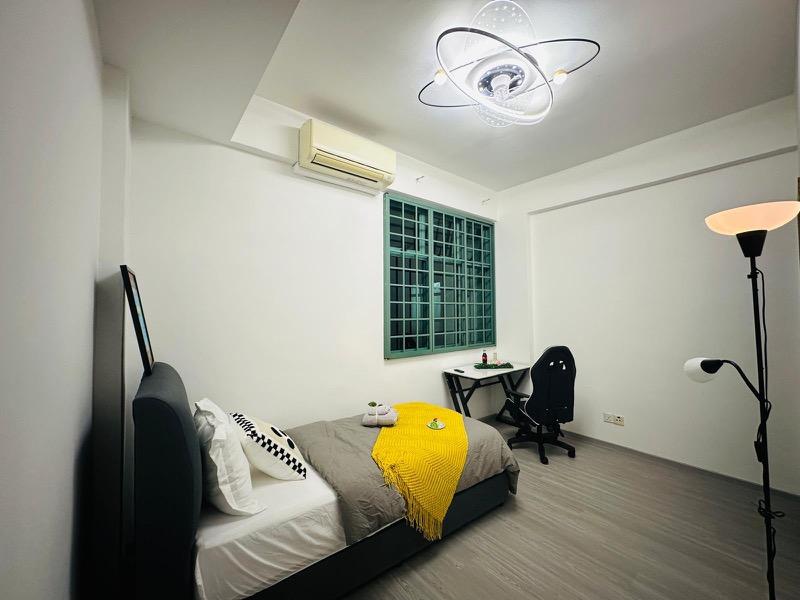 Changi Court Condominium Room Rental, $1,668, 1 Bed 1 Bath 220 sqft $7.58 psf