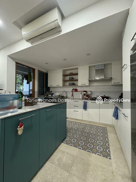 The Seafront on Meyer