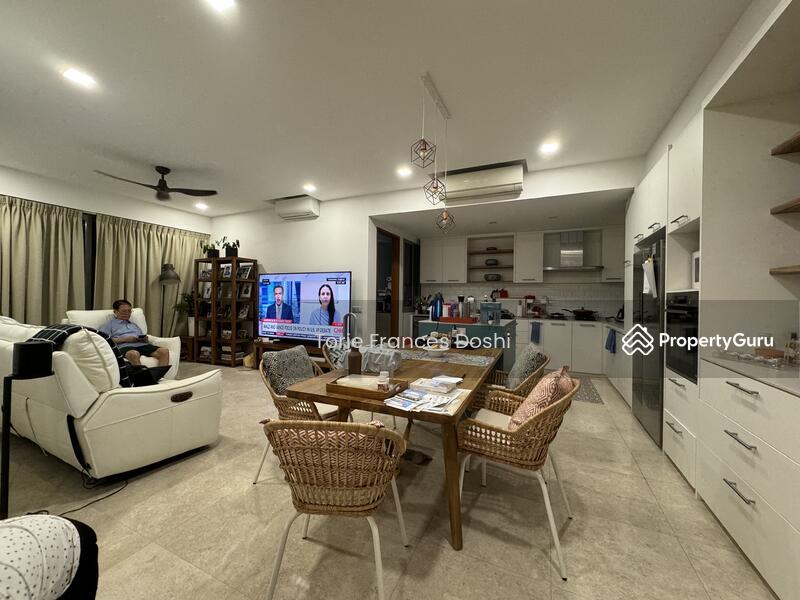 The Seafront on Meyer