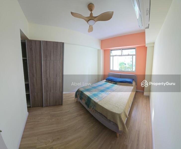 Prop-GPT: HDB Flat: D19 Punggol 172A Edgedale Plains