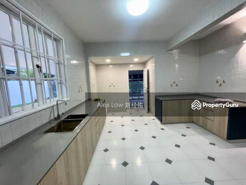 Semi D at seletar near greenwich mall
