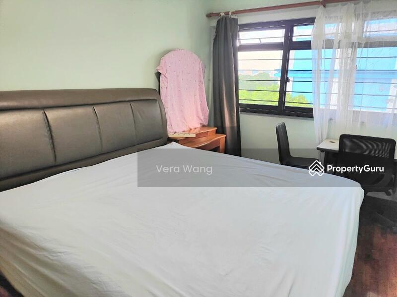 Prop-GPT: HDB Flat: D23 Choa Chu Kang 690C Choa Chu Kang Crescent