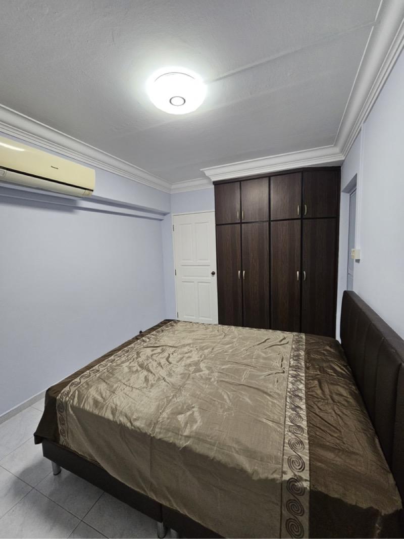 59 Strathmore Avenue HDB Apartment Room Rental, $1,800, 1 Bed 1 Bath 861 sqft $2.09 psf