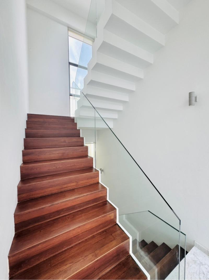 Shamrock Park Semi-Detached House For Rent, $18,800, 5 Bed 6 Bath 4,600 sqft $5.68 psf