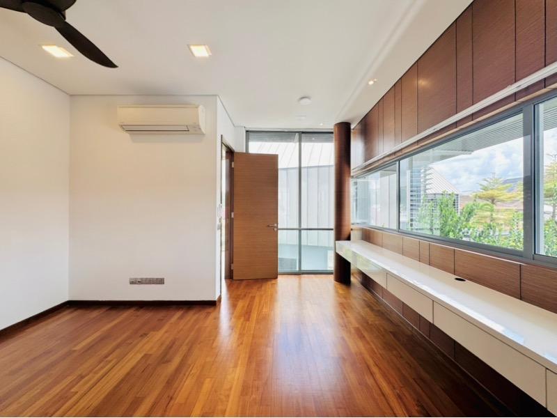 Shamrock Park Semi-Detached House For Rent, $18,800, 5 Bed 6 Bath 4,600 sqft $5.68 psf