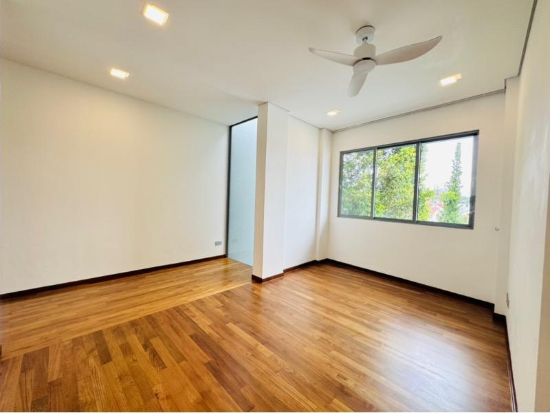 Shamrock Park Semi-Detached House For Rent, $18,800, 5 Bed 6 Bath 4,600 sqft $5.68 psf