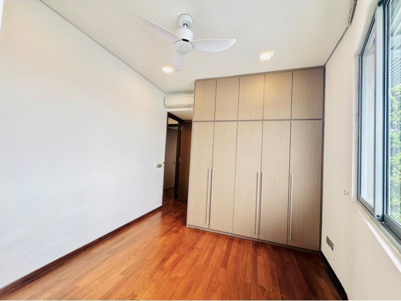 Shamrock Park Semi-Detached House For Rent, $18,800, 5 Bed 6 Bath 4,600 sqft $5.68 psf