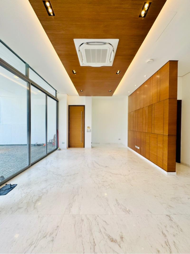 Shamrock Park Semi-Detached House For Rent, $18,800, 5 Bed 6 Bath 4,600 sqft $5.68 psf