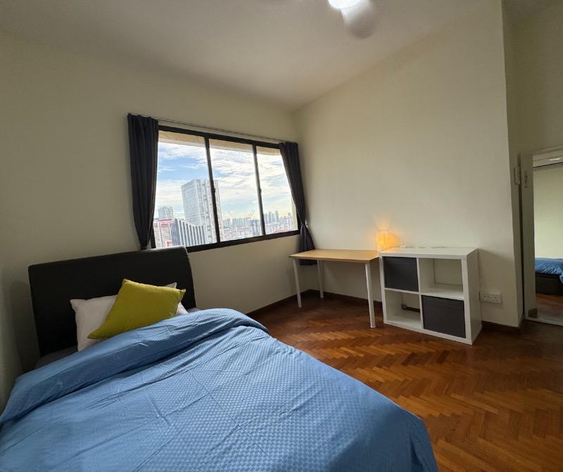 Riverwalk Apartments Apartment Room Rental, $2,000, 1 Bed 1 Bath 150 sqft $13.33 psf