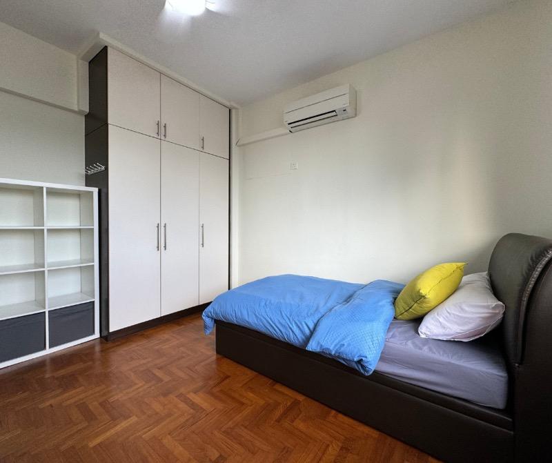 Riverwalk Apartments Apartment Room Rental, $2,000, 1 Bed 1 Bath 150 sqft $13.33 psf