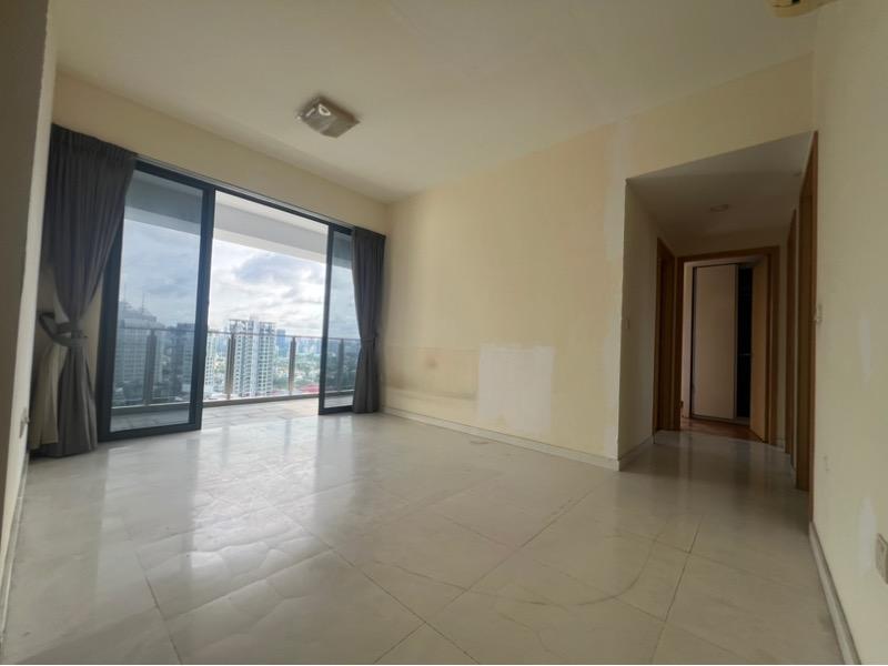 SkySuites 17 Apartment For Rent, $5,200, 3 Bed 3 Bath 1,066 sqft $4.88 psf