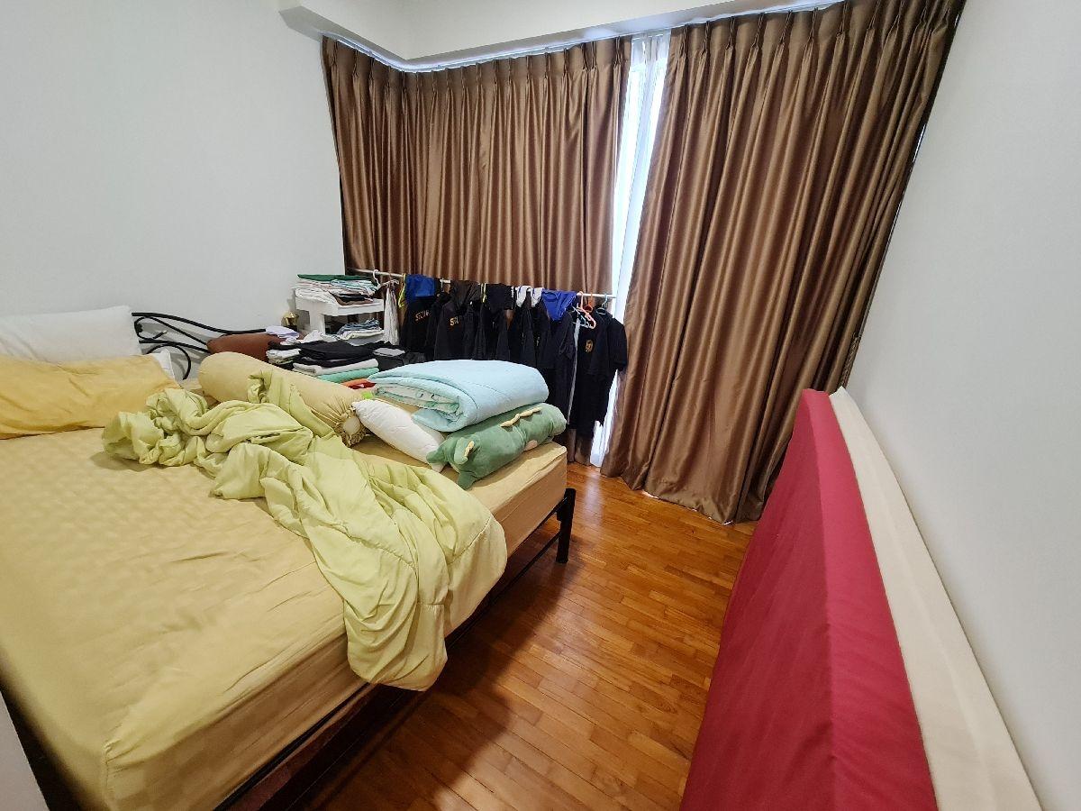 Sims Urban Oasis Condominium Room Rental, $1,900, 1 Bed 1 Bath 624 sqft $3.04 psf